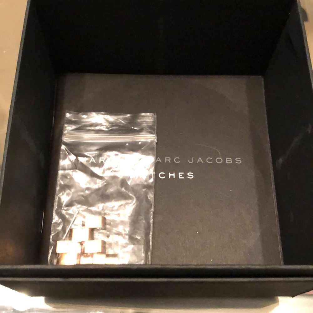 NWT MARC BY MARC ROSE GOLD WATCH